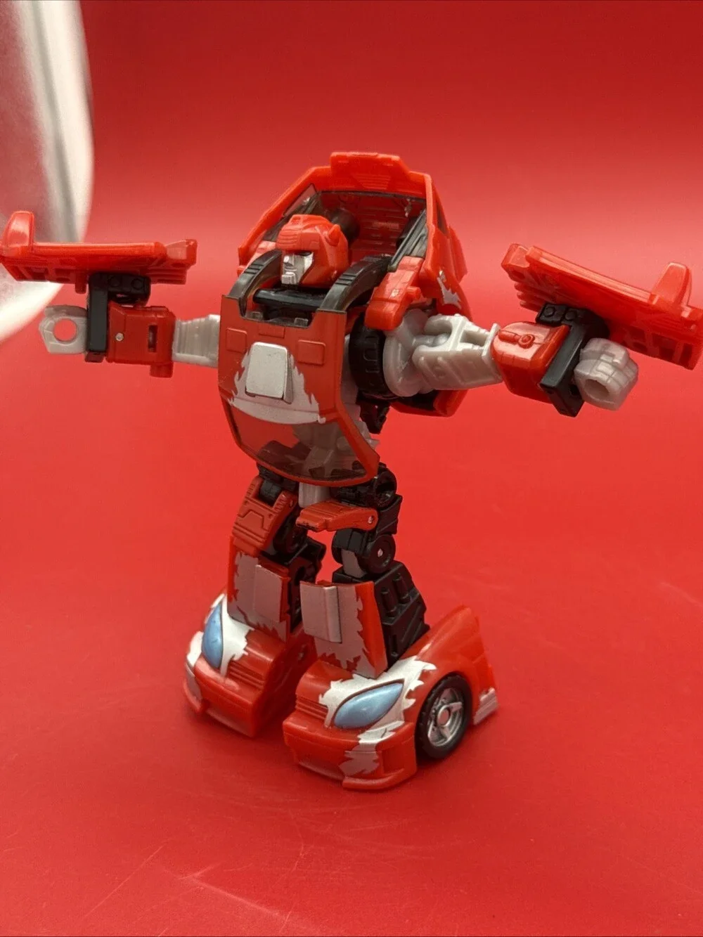 Transformers Deluxe Classics Cliffjumper Hasbro